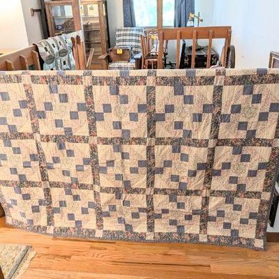 Handmade Quilts Collection - Vintage Patchwork, Log Cabin, Colorful Patterns