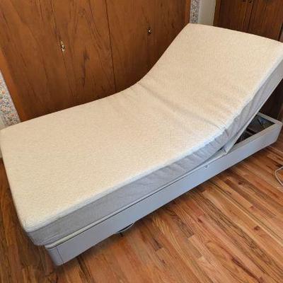 Lightly Used Adjustable Twin Sleep Number Bed with Remote Control