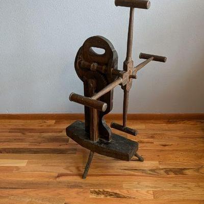 Antique Primitive Wooden Wool Yarn Skein Winder Reel Spinning Wheel
