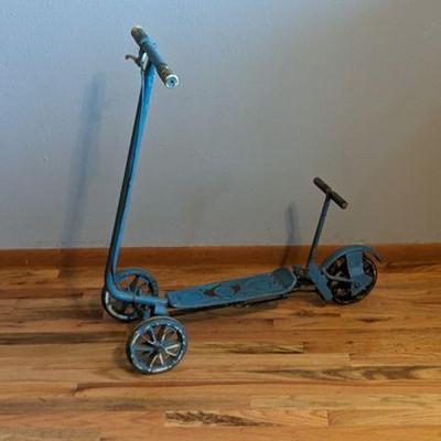 Vintage Honda Kick n' Go Blue Tricycle Scooter