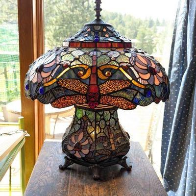 Tiffany Style Dragonfly Stained Glass Lamp