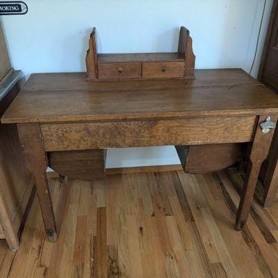 Vintage Wooden Desk, Plus Organizer