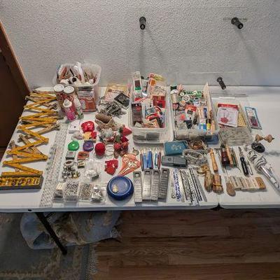 Assorted Sewing Items Lot