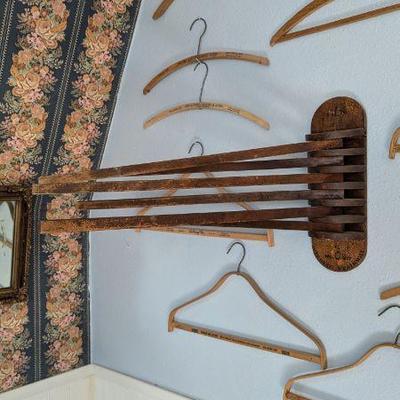 Antique 6-Arm Wood Wall-Mounted Drying Rack