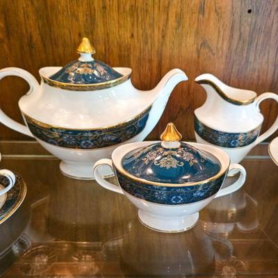 Royal Doulton "Carlyle"