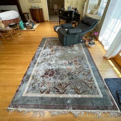 gray area rug 