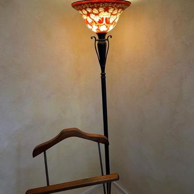 Tiffany-style Lamp 