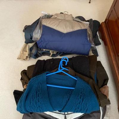 Men's clothing 