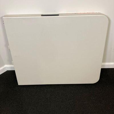 Lifetime Commercial 6ft Table | Commercial Grade 6ft Folding Table. Heavy Duty Table seats 6. Heavy Table much more solid than the normal...