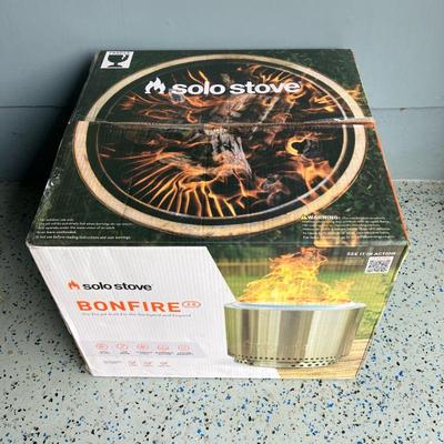 Solo Stove Bonfire 2.0 | Solo Stove Bonfire Backyard Bundle 2.0 SKU: BYB-BONFIRE-2.0 Brand New in Box. - h. 14” x dia. 19.5” in (Solo...