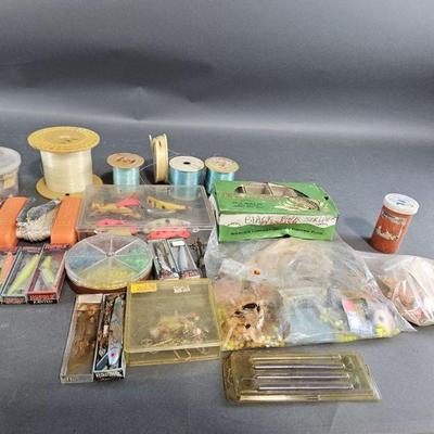 Lot 313 | Vtg Fishing Lures and More
