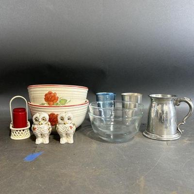 Lot 408 | Vintage Shakers & Dinnerware
