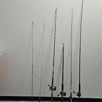 Lot 303 | Vtg Fishing Poles
