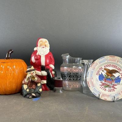 Lot 403 | Holiday & Home Decor Lot

