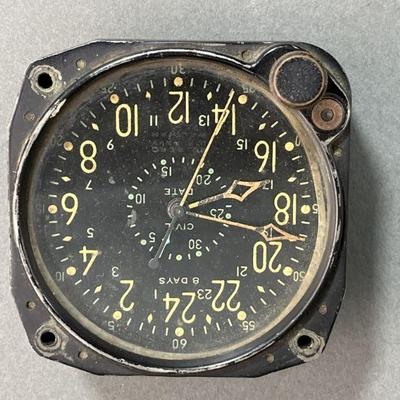 Lot 269 | Waltham 8 Day AeroNaval Aircraft Clock WWII
