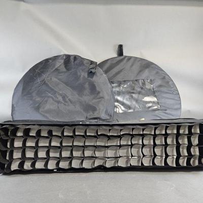 Lot 222 | Photography Lighting Lot
