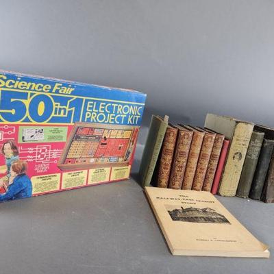 Lot 260 | Vtg Whitehouse Cook Book and More
