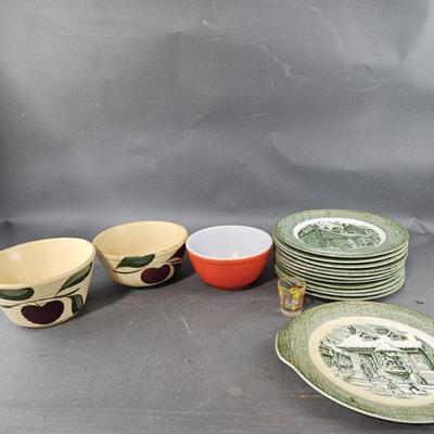 Lot 394 | Vtg Royal China and More
