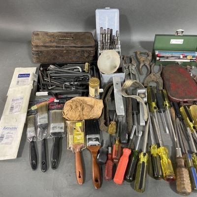 Lot 392 | Vintage & Newer Tools, Drill Bits, Clamps & More
