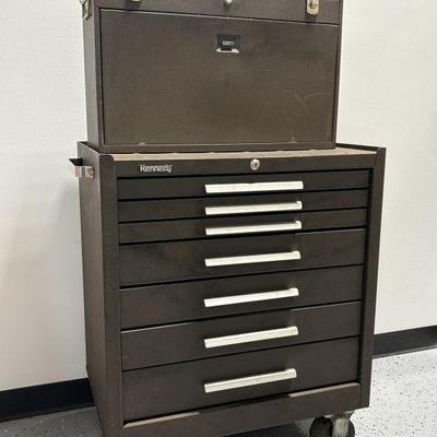 Lot 358 | Vintage Kennedy Toolbox (Tools included)
