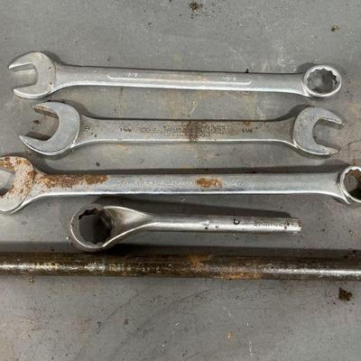 Lot 404 | Set of Wrenches 1 3/8" — 1 1/2”
