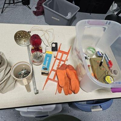 Lot 448 | Content On Table Lot
