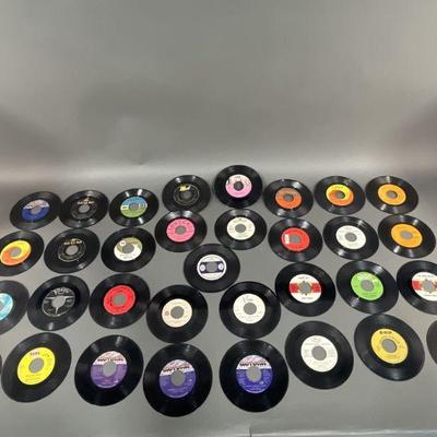 Lot 35 | Vintage 45s Beatles, Motown, Rolling Stones
