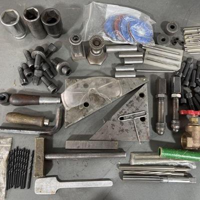 Lot 336 | Various Metal Working Tools & Screws & More
