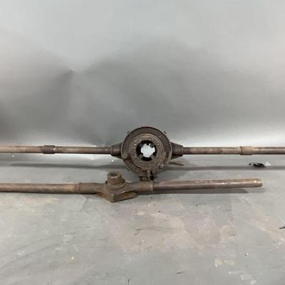 Lot 397 | Huge Adjustable Threader & Smaller Fixed Die
