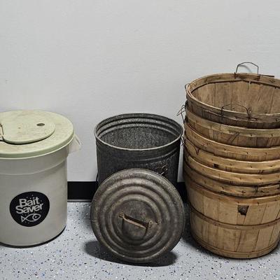 Lot 333 | Vtg Bait Saver Bucket and More
