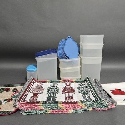 Lot 68 | Vtg Holiday Placemats and More
