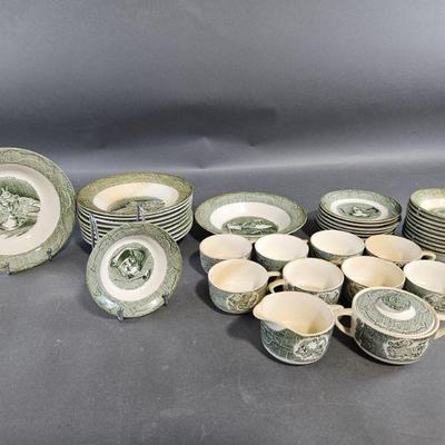 Lot 262 | Vtg Royal China Lot

