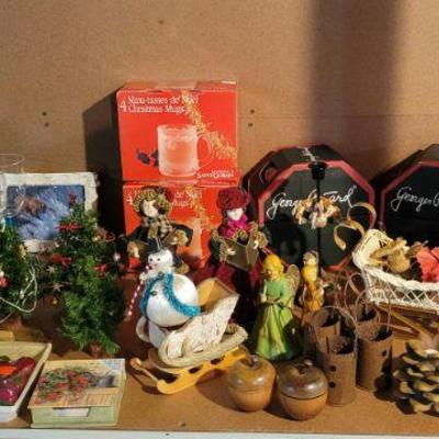 Knickknacks 
