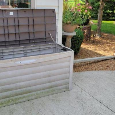 Deck Box