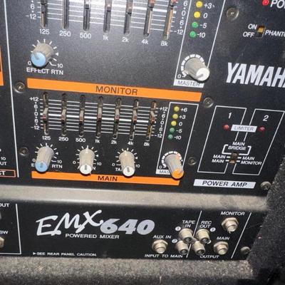 Yamaha EMX 640 200 Watts, 4 OHMS 6 channel Powered Mixer 