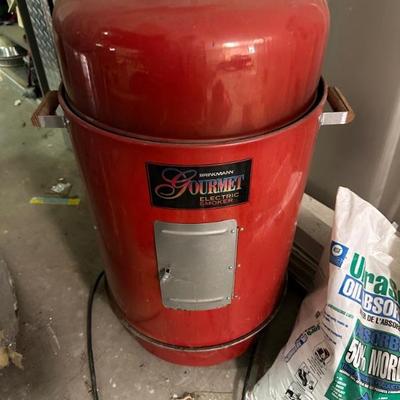 Brinkman Gourmet Electric Smoker