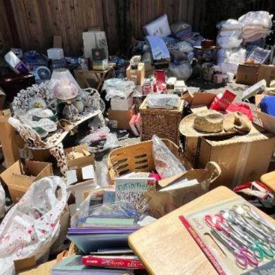 Estate sale photo