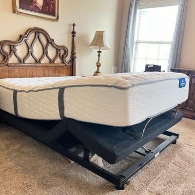 Queen Size Serta Adjustable Bed with headboard etc
$350.00
