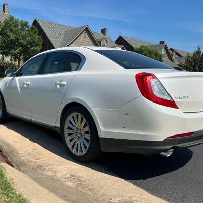 2013 Lincoln MKS
54,100 miles
$12,500.00