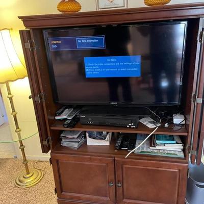 Flatscreen TV 