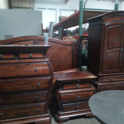 KING SIZE BED ROOM SET