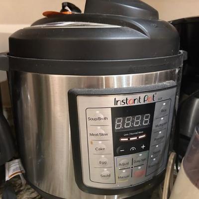Insta Pot • $60 • (new)