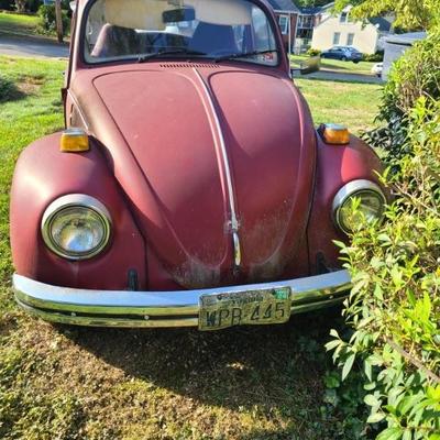 1973 VW Beetle - 1 owner. It runs!