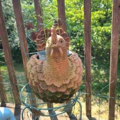 Rooster flowerpot