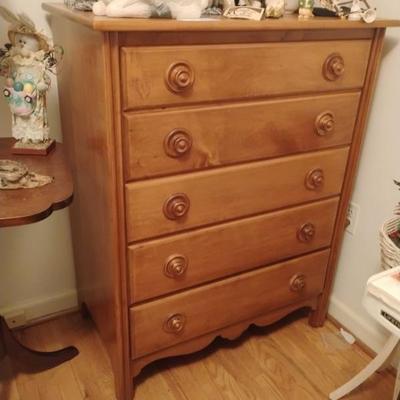 Solid maple 5 drawer chest