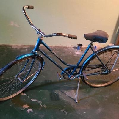 Vintage Schwinn bike