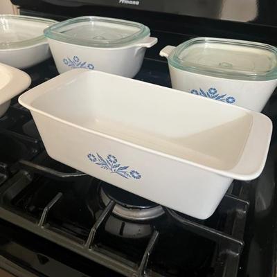 Nice collection of vintage cornflower Corningware