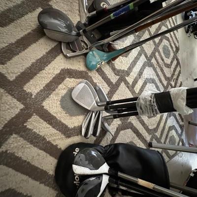 Golf clubs 