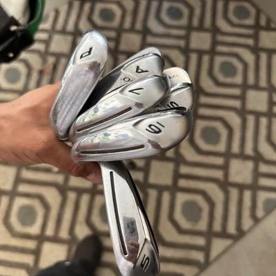 Golf clubs 