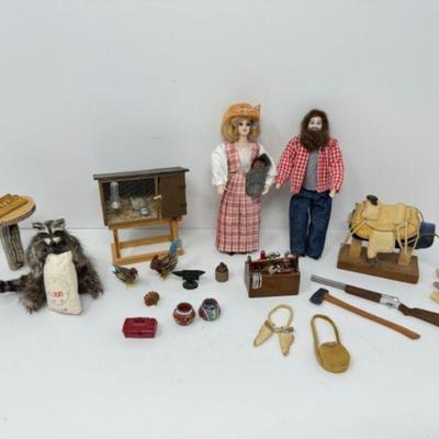 Western Dollhouse Miniatures, Tools, Accessories & Real Fur Animal Figures	
